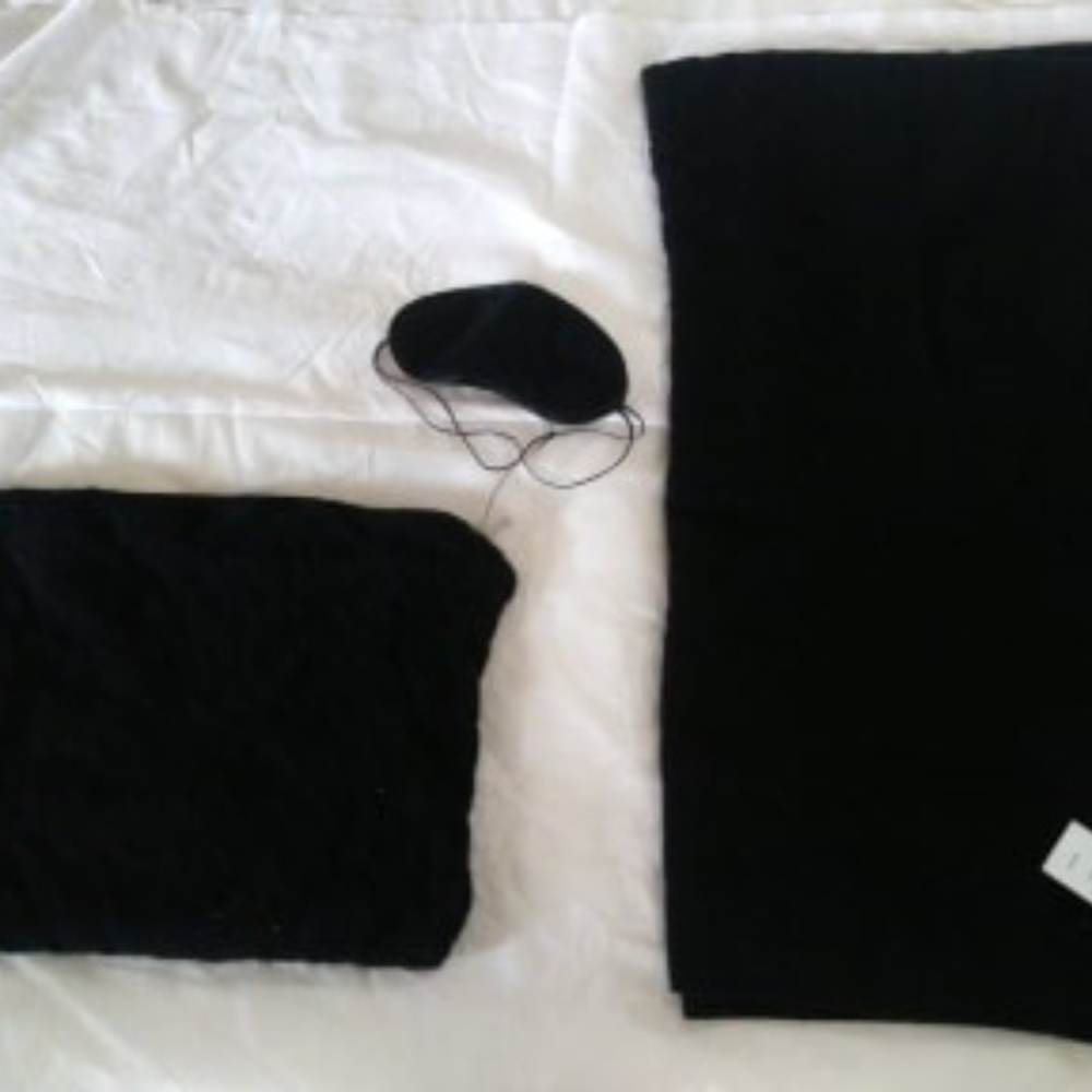 $395 RALPH LAUREN DARLTON 100% CASHMERE TRAVEL SET